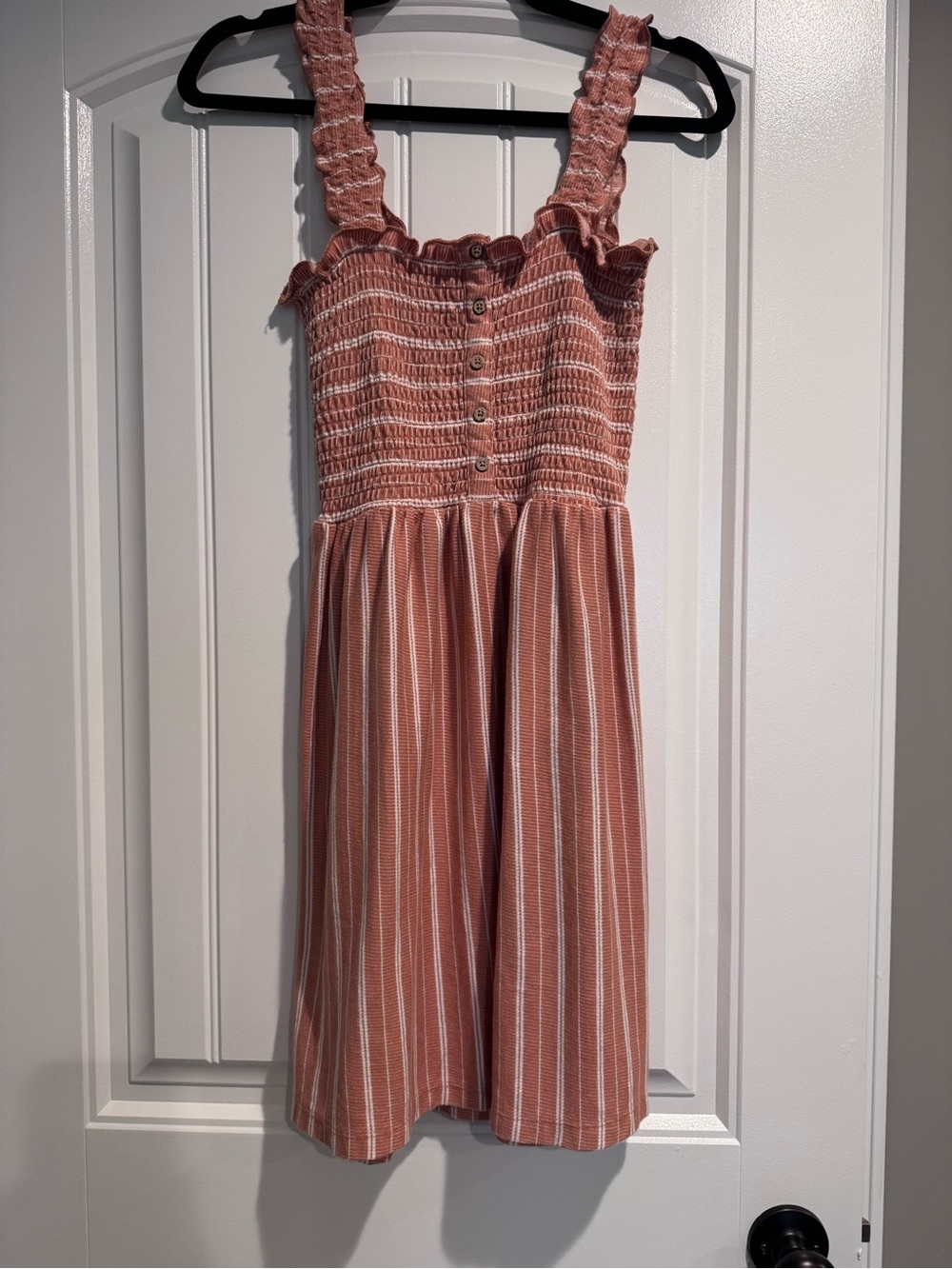 Roxy women’s orange and white Striped Smocked Sundress, size small